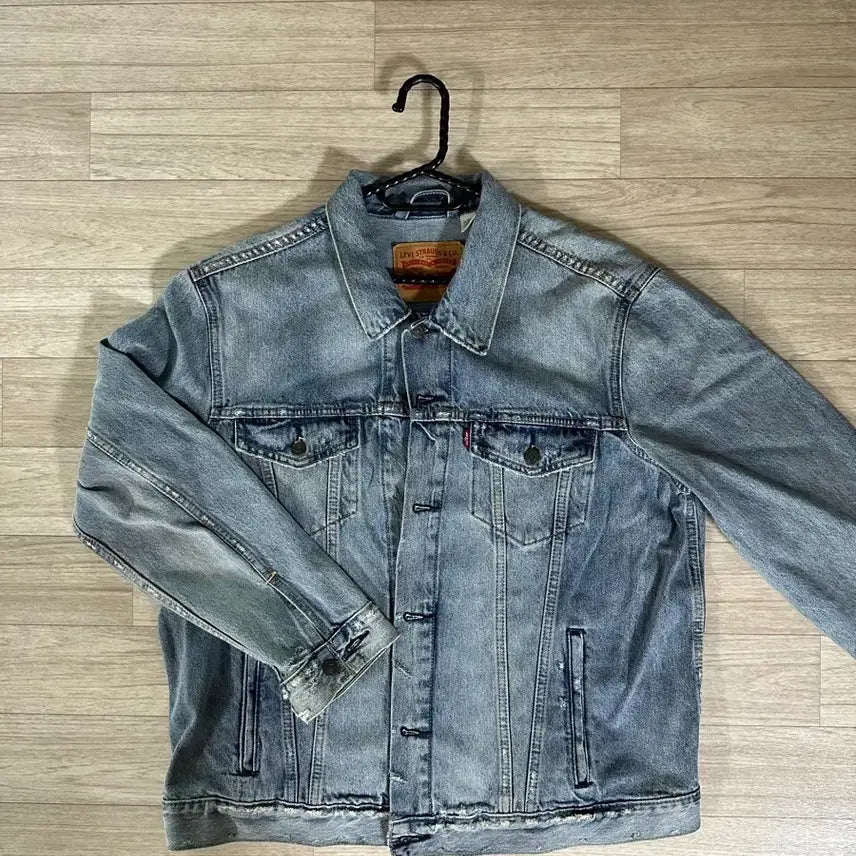 [BUNJANG] Levi's Trucker Jacket / 리바이스 트러커 자켓