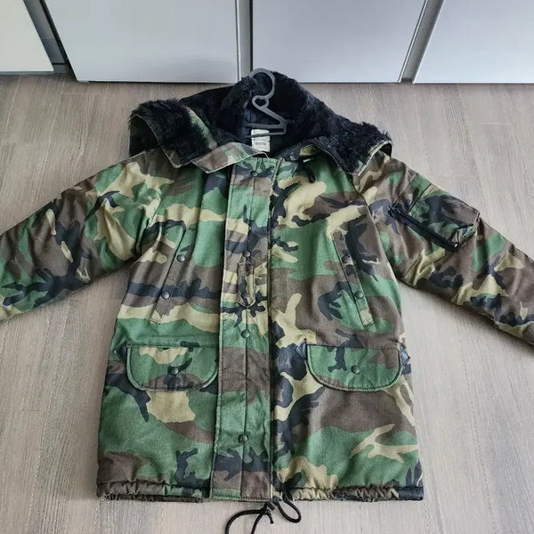 [BUNJANG] US Woodland Parka (Size S/R) - Heavy Duty Military Style Winter Jacket / (USA)미국 우드랜드 파카(큰S/R)(고어텍스재질아님)