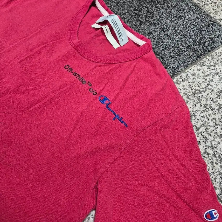 [BUNJANG] Off-White x Champion Collaboration T-Shirt Red (L) / 오프화이트 x 챔피온 콜라보 반팔티 레드 (L)