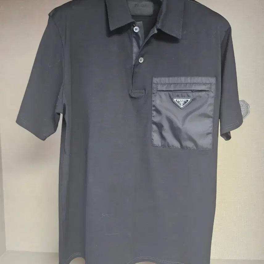 [BUNJANG] Prada Nylon Pocket Short Sleeve Polo Shirt Black / 프라다 나일론 포켓 블랙 반팔 폴로셔츠