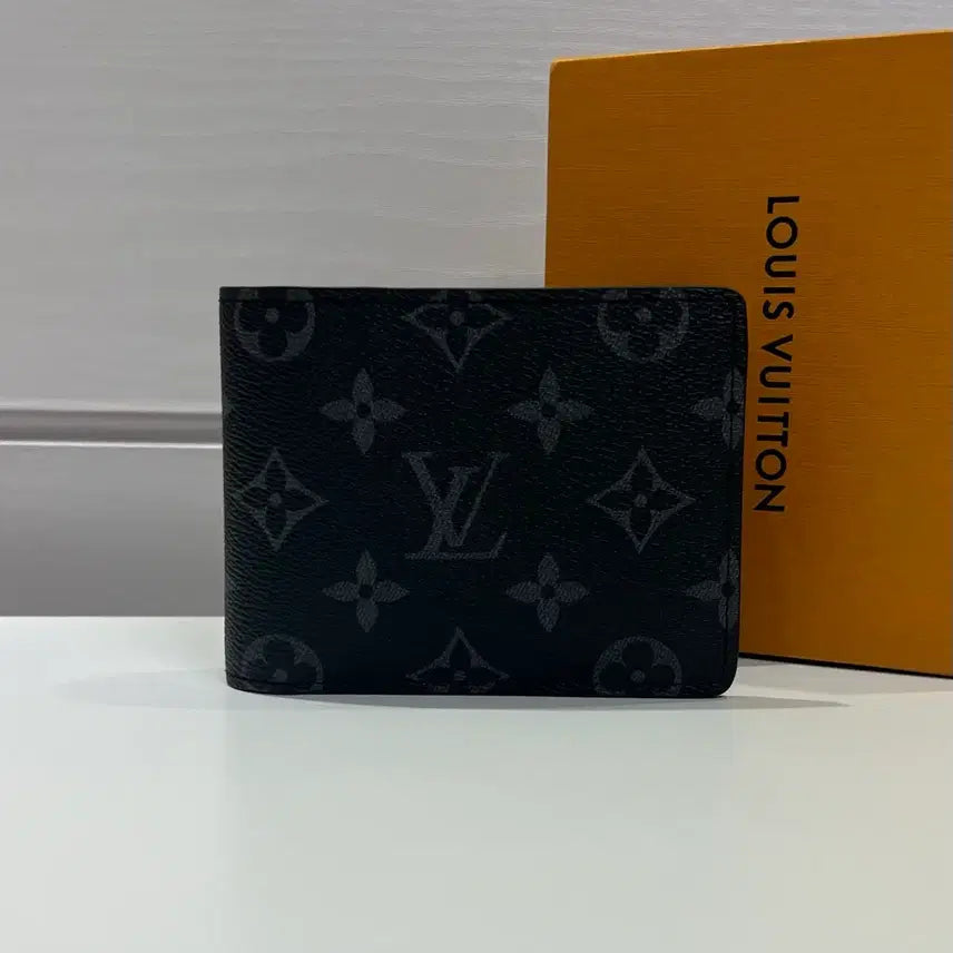 [BUNJANG] Louis Vuitton Eclipse Multiple Wallet / [정품] 신형, 극새상품급 / 루이비통 이클립스 멀티플월렛 반지갑