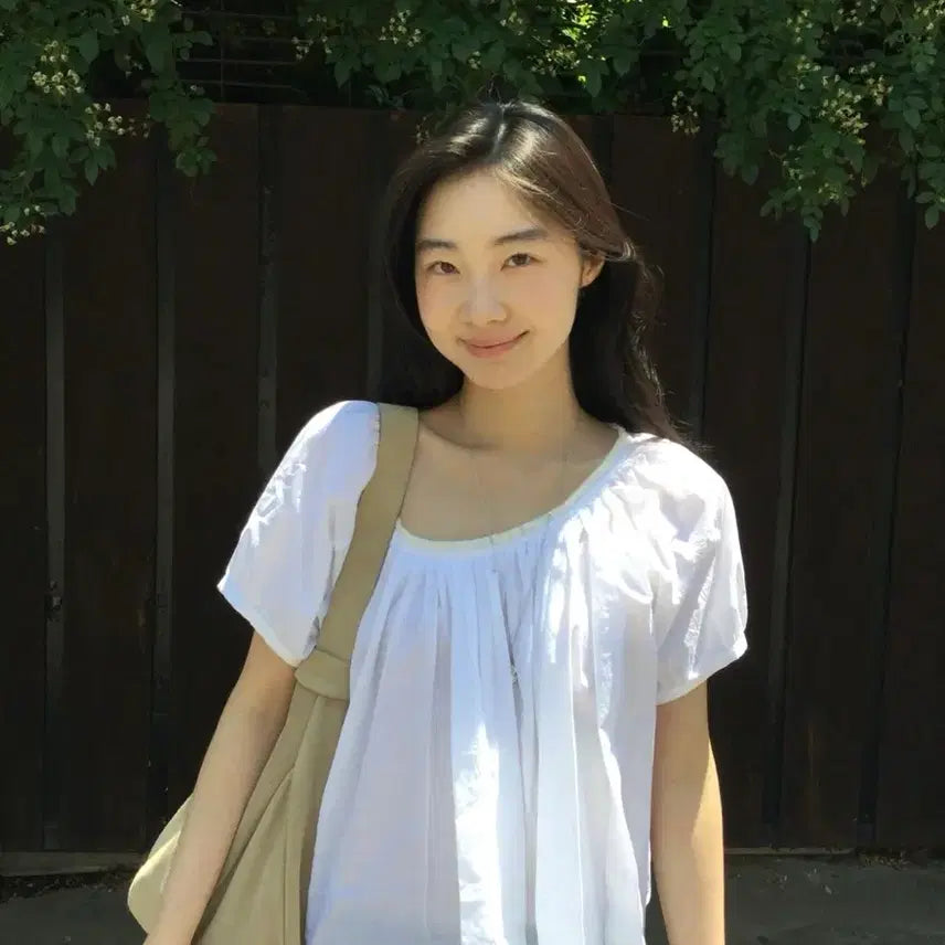 [BUNJANG] Haag Puff Blouse / 헤이그 퍼프 블라우스