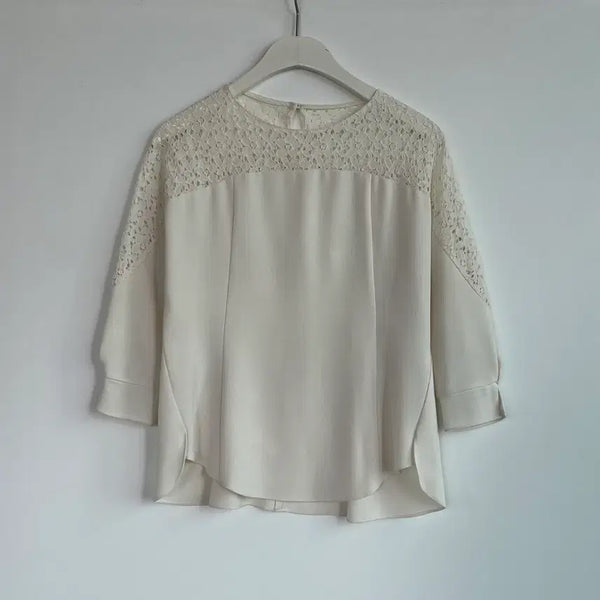 [BUNJANG] The I's Eye Lace Color Block Blouse Ivory 55 / 더아이잗 레이스 배색 블라우스 아이보리 55