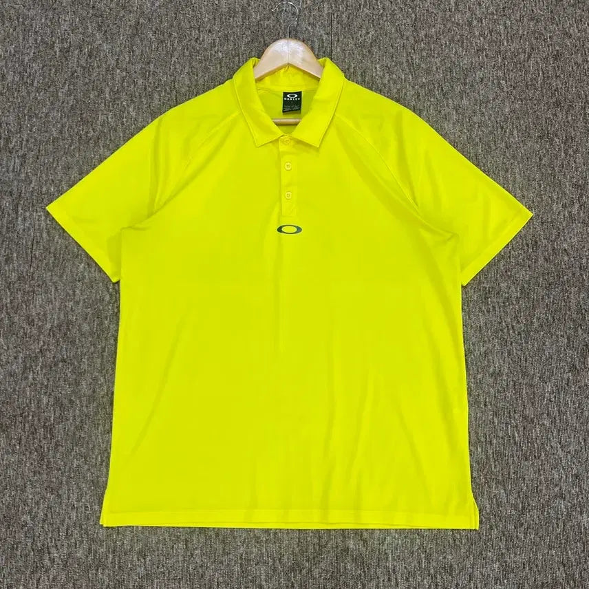 [BUNJANG] Oakley Yellow Polo T-Shirt - Size L / 오클리 옐로우 폴로티셔츠 L