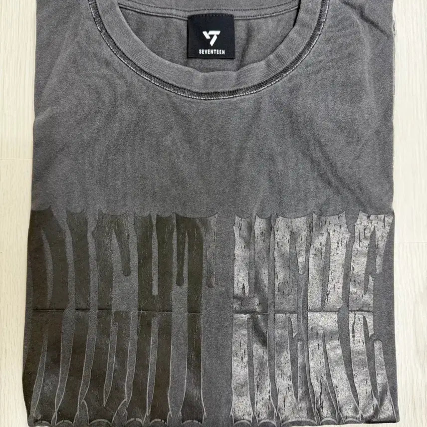[BUNJANG] SEVENTEEN RIGHT HERE Japan Long Sleeve T-Shirt / 세븐틴 RIGHT HERE JAPAN 긴팔 티셔츠