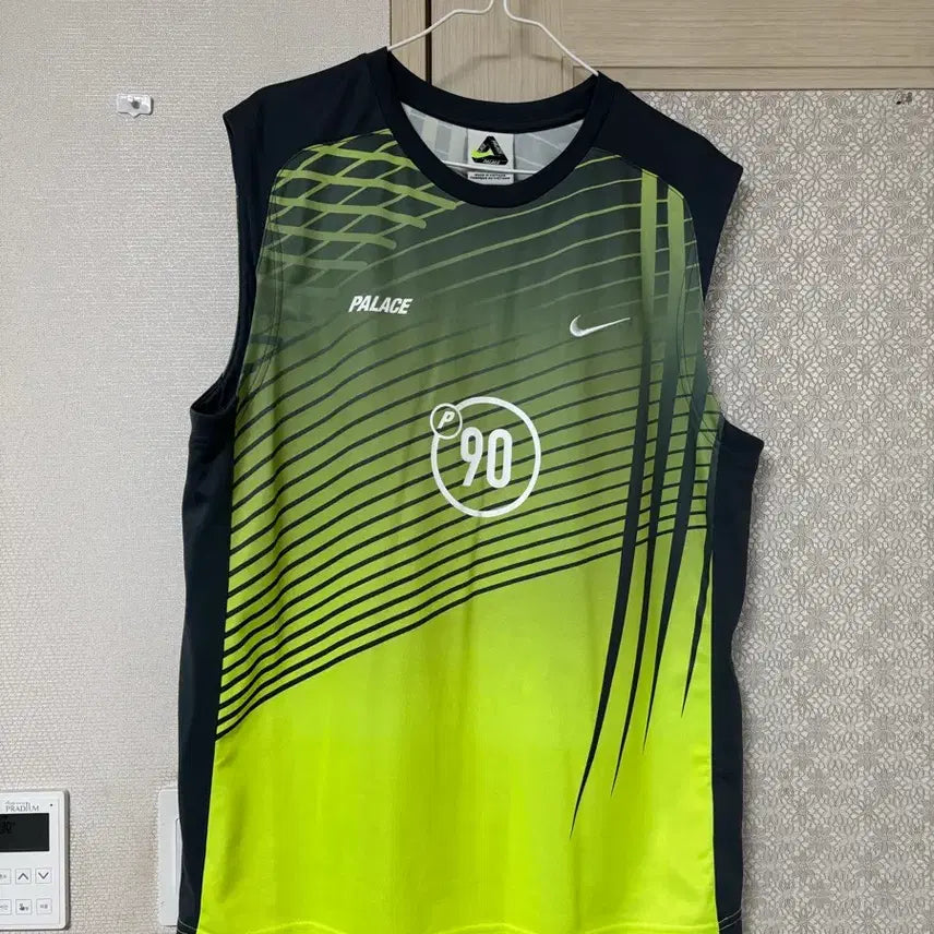 [BUNJANG] Palace Nike P90 Sleeveless Top L / 팔라스 나이키 P90 슬리브리스 민소매 L