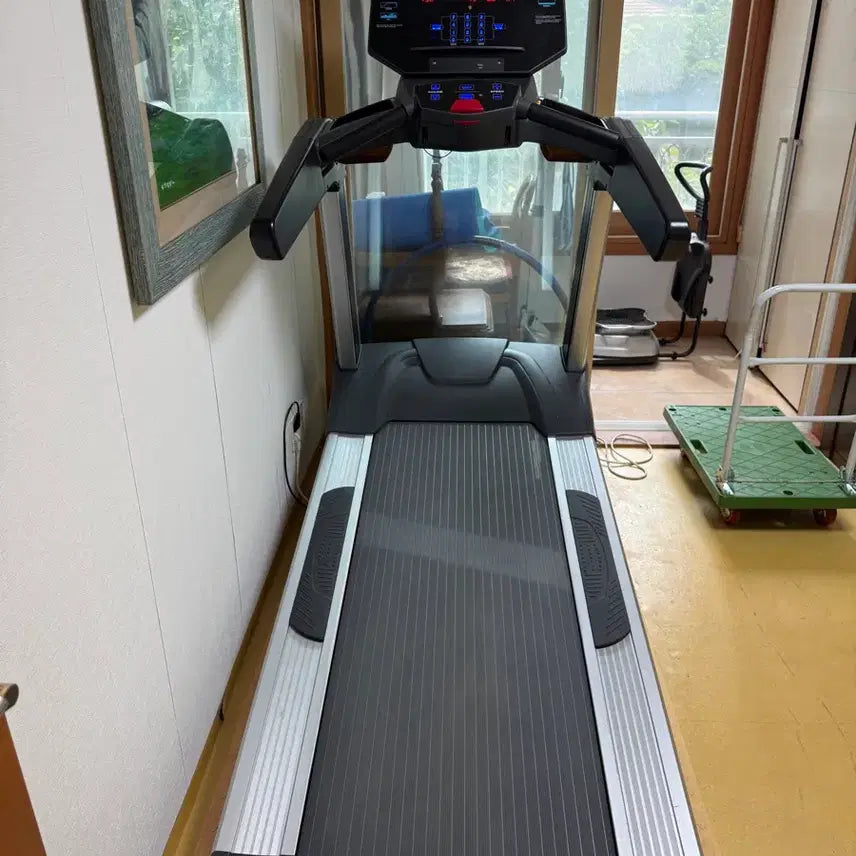 [BUNJANG] Eunseong Healthville V71 Treadmill / [판매] 은성헬스빌 v71 런닝머신 / 러닝머신