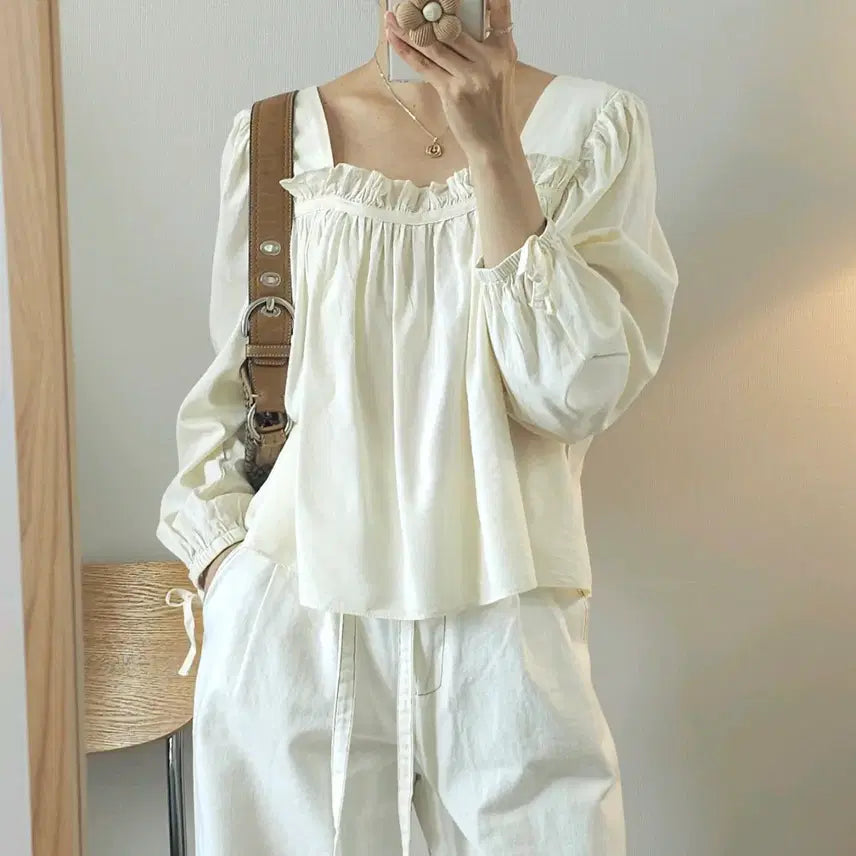 [BUNJANG] LUUL Women's Frilled Square Neck Puff Long Sleeve Blouse / (L)LUUL 루엘 여성 프릴 스퀘어넥 퍼프 긴팔 블라우스
