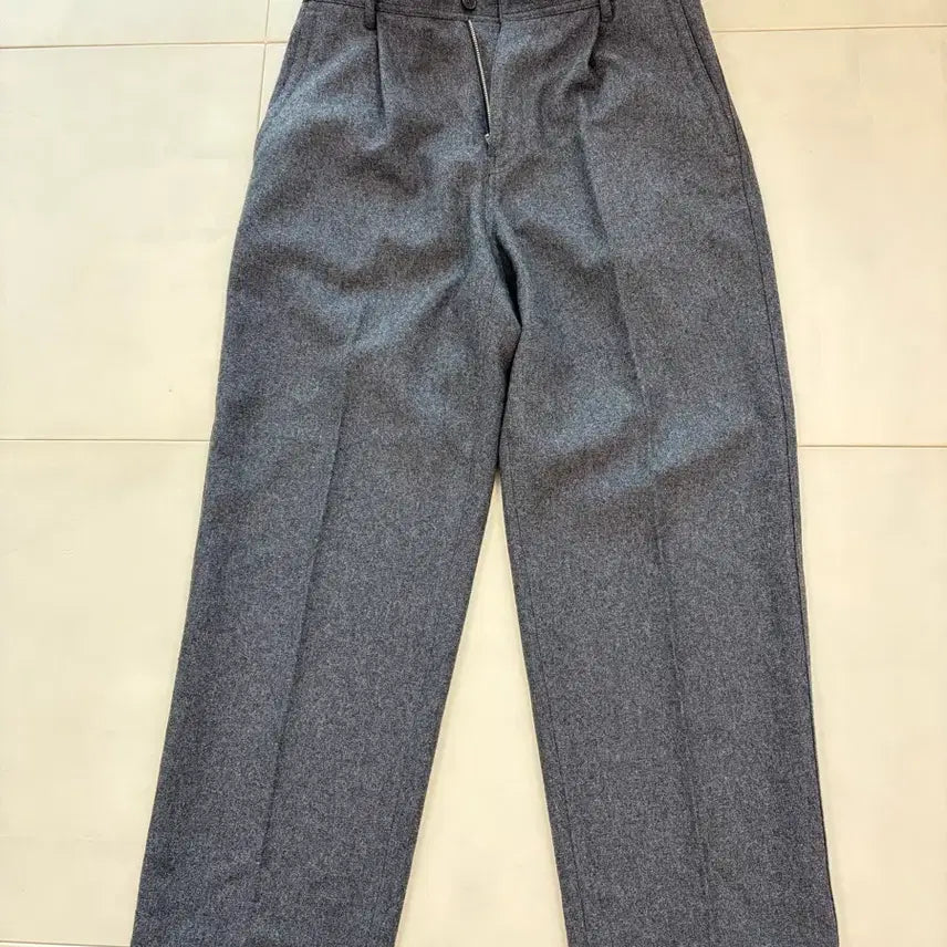 [BUNJANG] INDELOW Wool Slacks Pants Size 2 (32-33) / 인더로우 울 슬랙스 팬츠 2사이즈 (32-33)