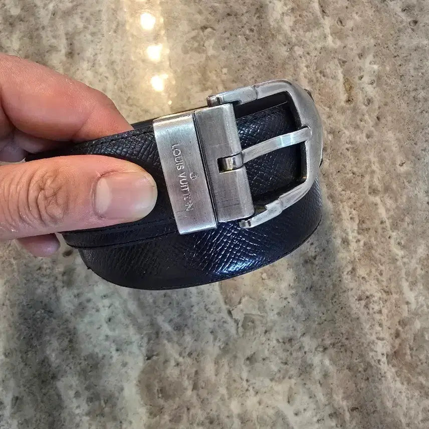 [BUNJANG] Louis Vuitton Taiga Leather Belt (Deep Green/Matte Black) / [정품] 루이비통 타이가 벨트 (다크그린/무광블랙)