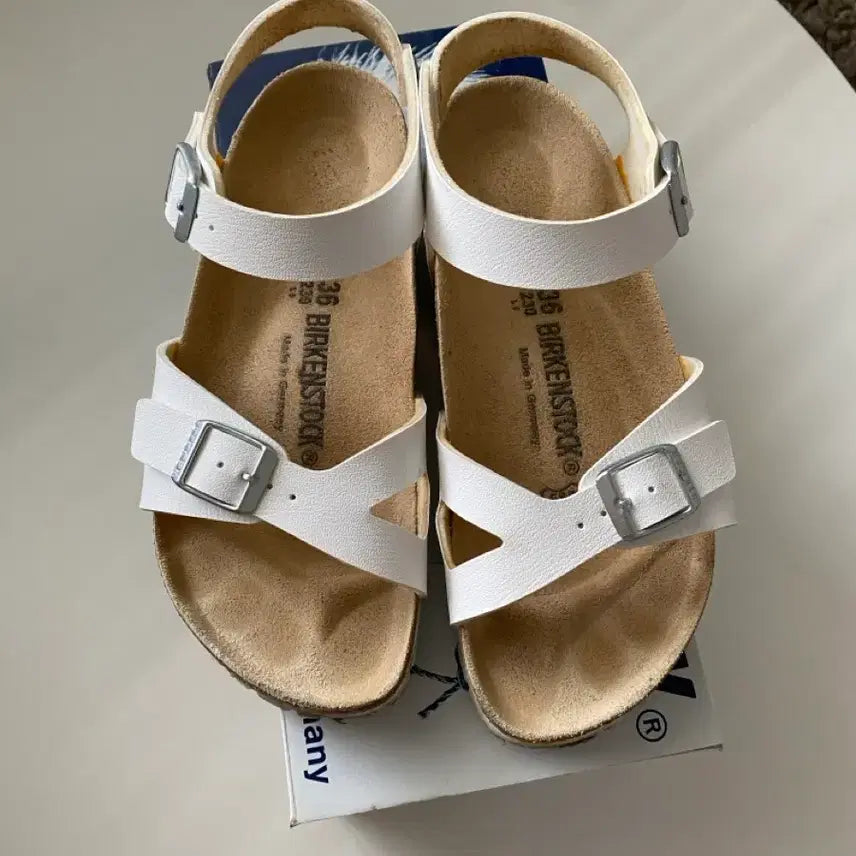 [BUNJANG] Birkenstock Rio White Sandals Size 230 (EU 36) with Box / 버켄스탁 리오 화이트 230 박스포함