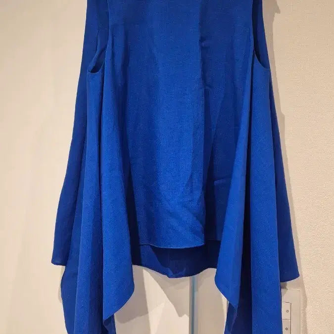 [BUNJANG] Linen Blend Sleeveless Top / 흠뻑쇼 의상 나시