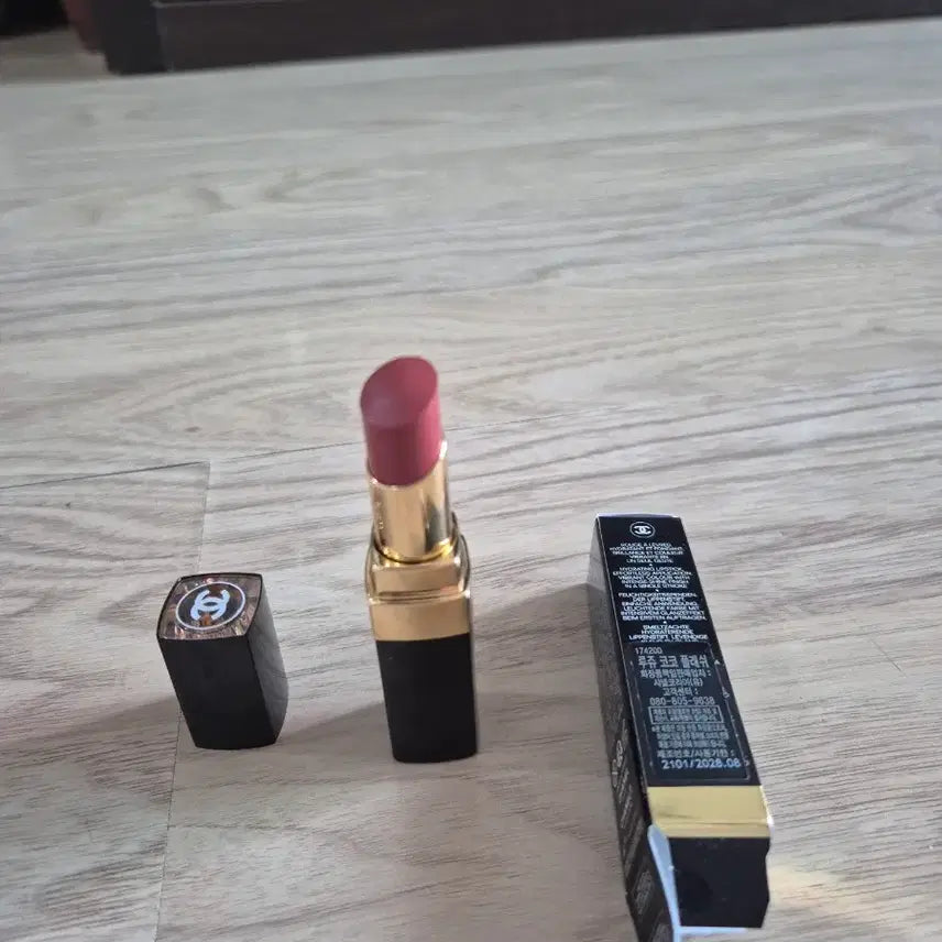 [BUNJANG] Chanel Rouge Coco Flash Lipstick #144 Move / 샤넬 루쥬 코코플래쉬144무브 립스틱