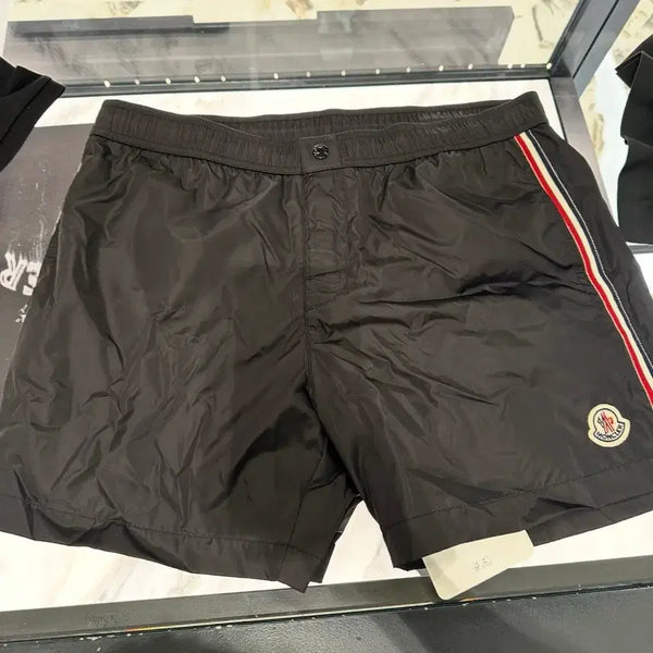 [BUNJANG] Moncler Logo Patch Sweep Shorts / 몽클레어 로고 패치 스윕 쇼츠 반바지