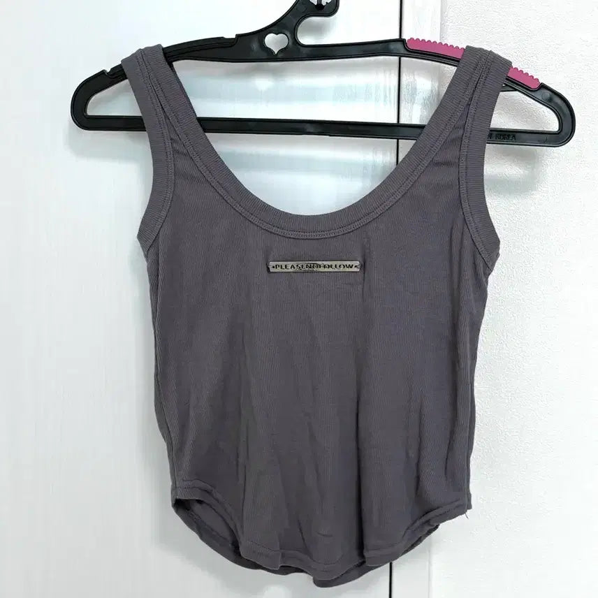 [BUNJANG] Please No Follow Emblem Tank Top / 플리즈노팔로우 엠블럼 나시