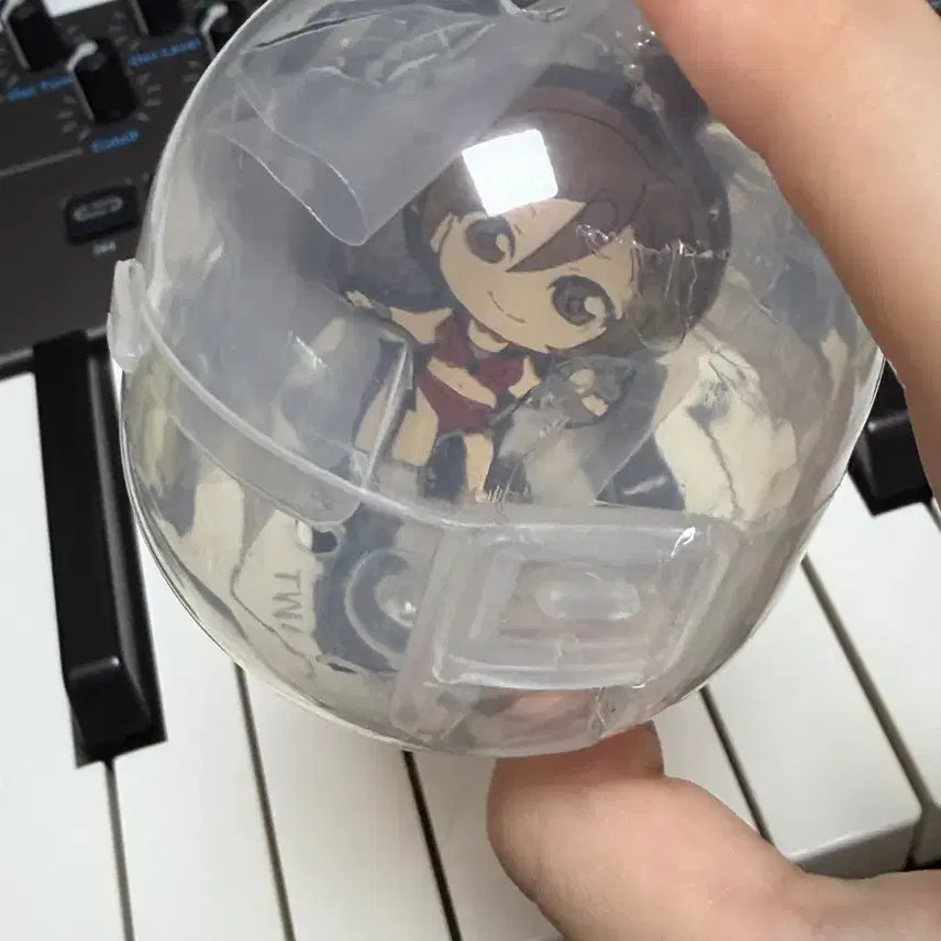 [BUNJANG] Vocaloid MEIKO Gacha Keyring / 보컬로이드 메이코 가챠 키링
