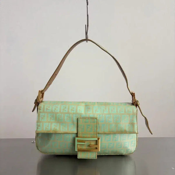[BUNJANG] Fendi 2000s Mint Green Zucchino Vinyl Baguette Bag / 펜디 2000s 민트 그린 주키노 비닐 바게트백 희귀