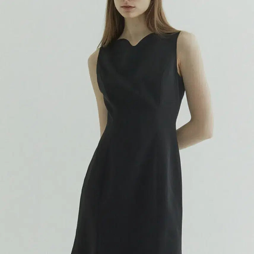 [BUNJANG] Flowoom Wave Mermaid Bustier Dress / 플로움 웨이브 머메이드 뷔스티에 드레스 하객룩 브라이드앤유 르로망