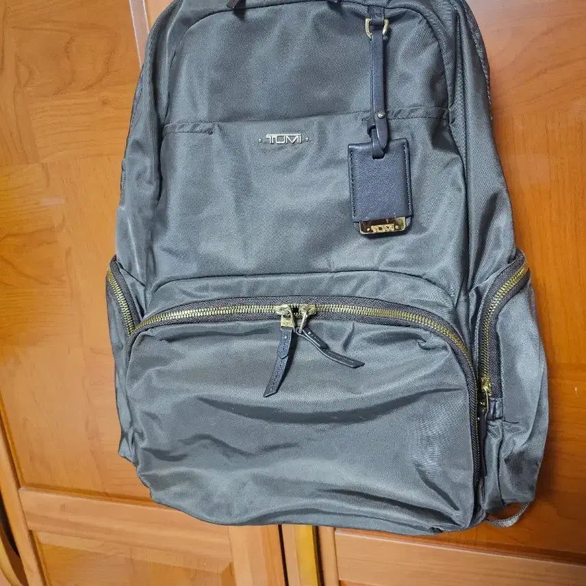 [BUNJANG] Tumi Women's Backpack Khaki / 투미 백팩 카키색 여성용