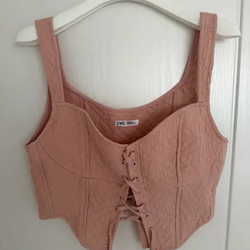 [BUNJANG] Zara Quilted Lace-Up Vest / Zara 자라 퀼팅 레이스업 베스트