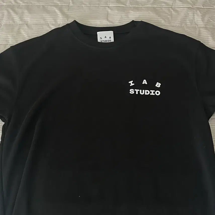 [BUNJANG] IAB STUDIO Short Sleeve T-Shirt Black M / IAB STUDIO 반팔 티셔츠 블랙 m