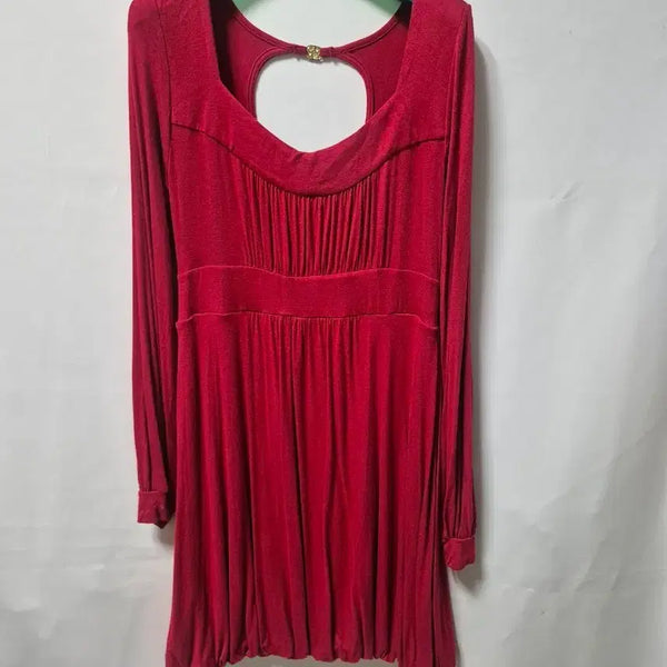 [BUNJANG] Red Midi Dress with Heart Slit and Gold Detail / 스판 원피스 부드러운소재