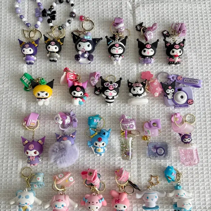 [BUNJANG] Sanrio Characters Kuromi, My Melody, Cinnamoroll Keyring Collection / 산리오 캐릭터 쿠로미 마이멜로디 시나모롤 키링 모음