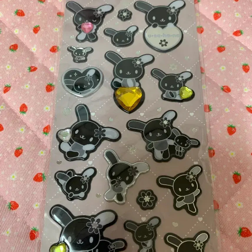 [BUNJANG] Black Usahana Sticker / 블랙 우사하나 스티커