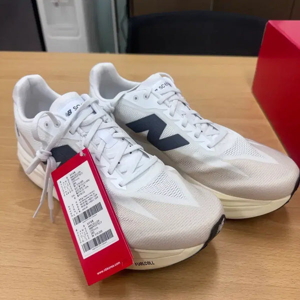 [BUNJANG] New Balance SC Elite V5 Ivory 285 Carbon Fiber Running Shoes / (새상품)뉴발란스 SC 엘리트 V5 아이보리 285 카본화