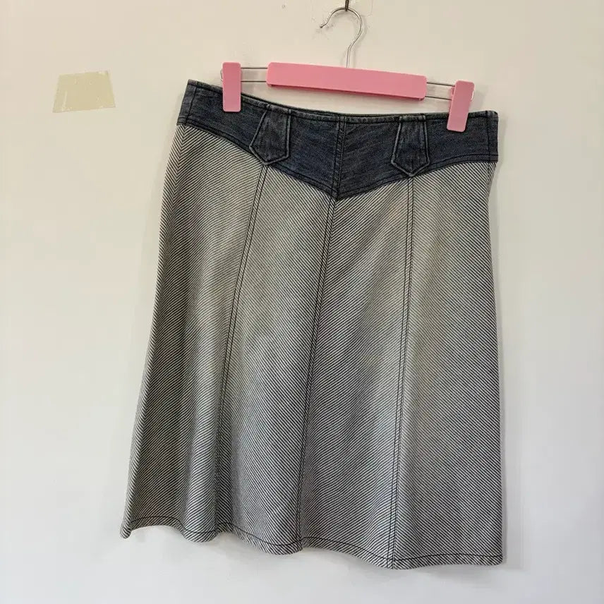 [BUNJANG] Armani Exchange Denim Skirt / 새상품 아르마니익스체인지 데님 스커트