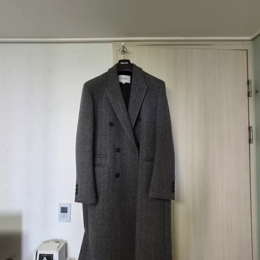 [BUNJANG] Tony Wack Chesterfield Double Breasted Coat / 토니웩 체스터필드 더블 코트