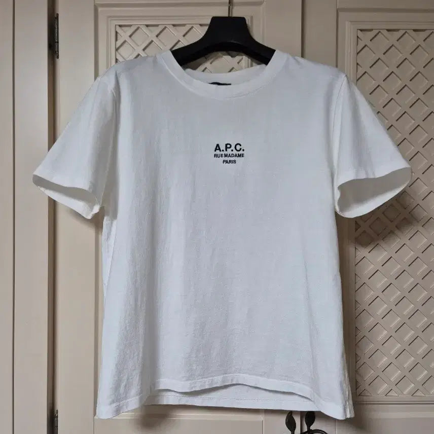 [BUNJANG] A.P.C. (A.P.C.) Lumadam Short Sleeve T-shirt White / A.P.C. 아페쎄 루마담 반팔티셔츠