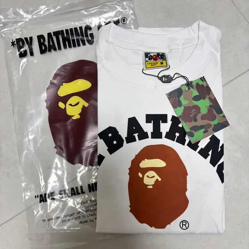[BUNJANG] BAPE Short Sleeve T-Shirt White / 새상품) 베이프 반팔티 화이트