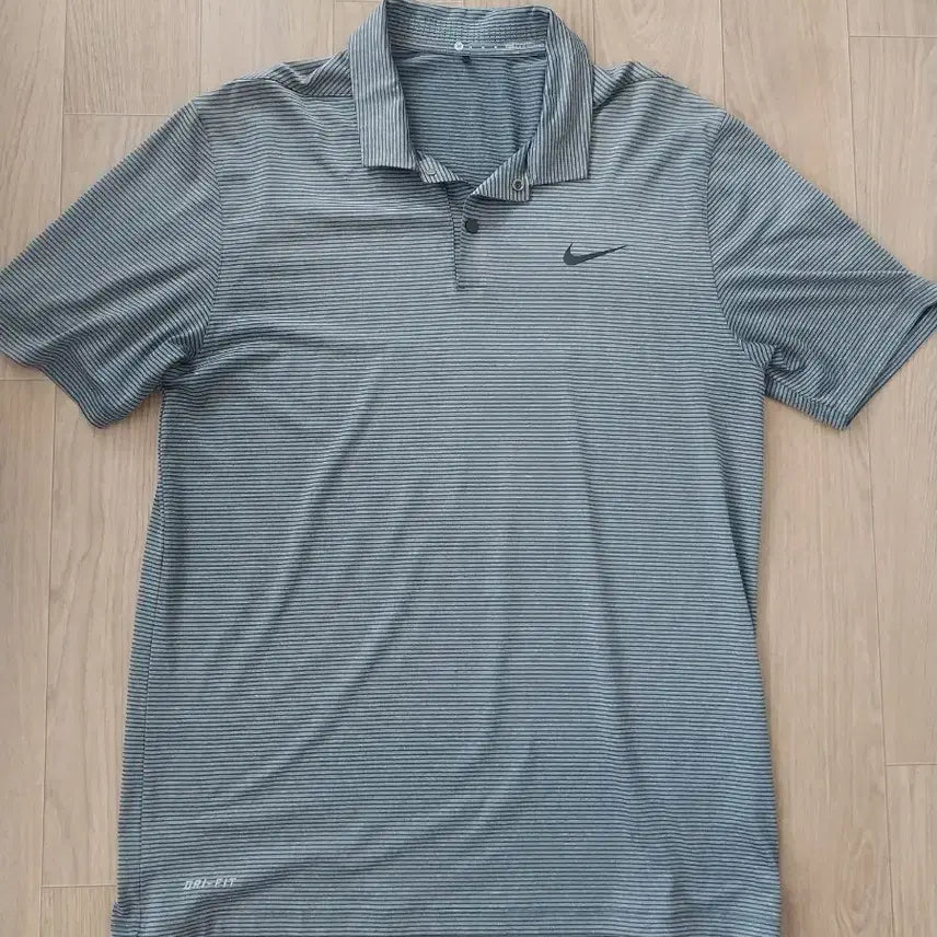[BUNJANG] Nike Tiger Woods Golf Polo T-Shirt Men's Size 100 / 14. 남성 100 나이키 타이거우즈 골프티셔츠 폴리 시원