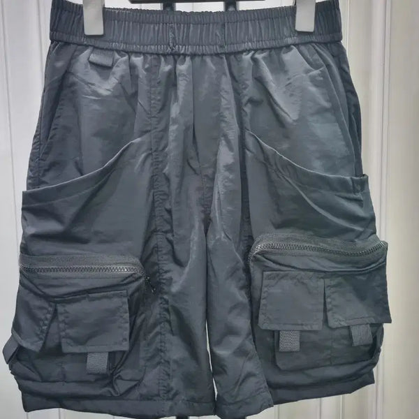 [BUNJANG] Black Cargo Shorts / 카고 반바지 블랙