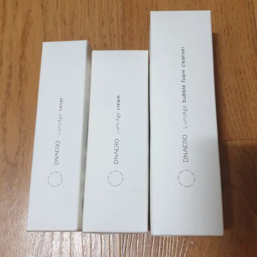 [BUNJANG] Dineiro Lumiege Bubble Foam Cleanser, Toner, Cream Set / 디네로 루미에이지 버블 폼클렌저 토너 크림