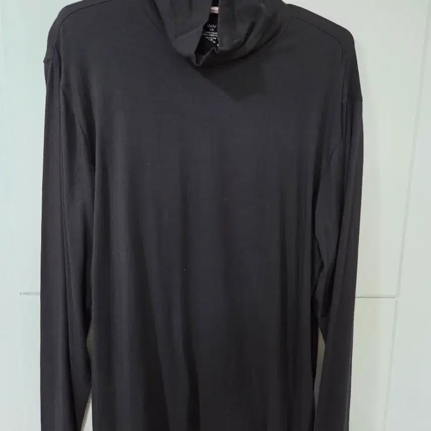 [BUNJANG] TOPTEN ONAir Black Turtleneck Size 115 / 탑텐 ONAir 블랙 터틀넥 115사이즈