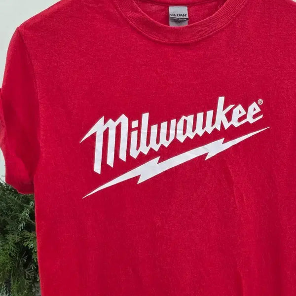 [BUNJANG] Gildan Milwaukee Logo Red T-Shirt / [S] 길단(GILDAN) 밀워키(Milwaukee) 로고 레드 반팔 티셔츠