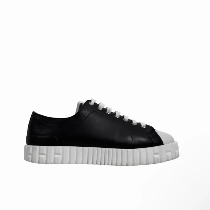 [BUNJANG] Hermes Cross Calfskin Leather Low-Top Sneakers Black / [37] 에르메스 여성 크로스 카프스킨 레더 로우탑 스니커즈 블랙