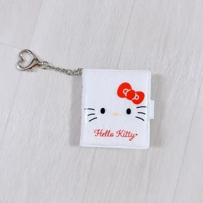 [BUNJANG] Sanrio Hello Kitty Mini Notebook Keychain / 26년신상!! 헬로키티 미니수첩 키링 / 미사용 새상품