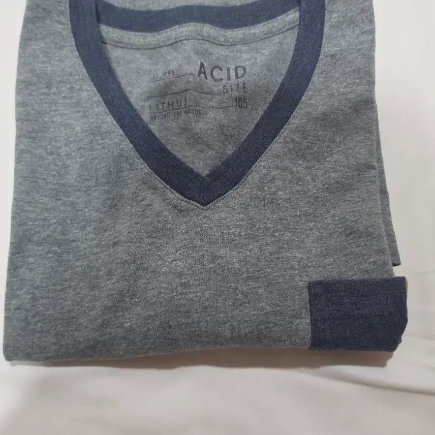 [BUNJANG] XL V-Neck Pocket T-Shirt / XL 브이넥 포켓 반팔티