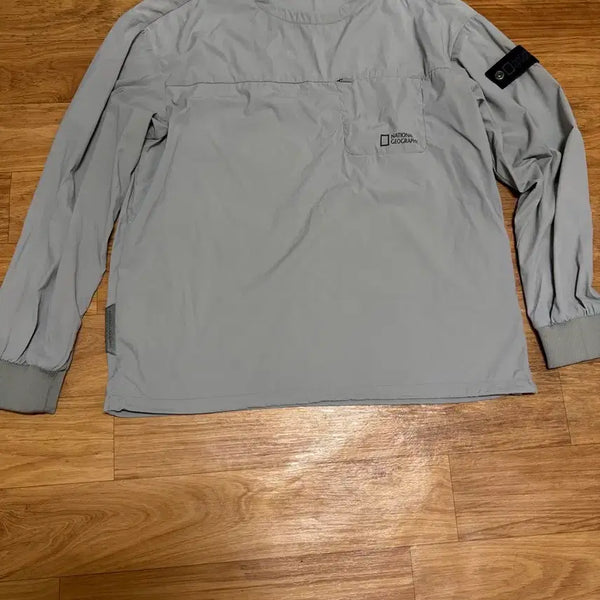 [BUNJANG] National Geographic Windbreaker Size 100 / [100] 내셔널지오그래픽 바람막이