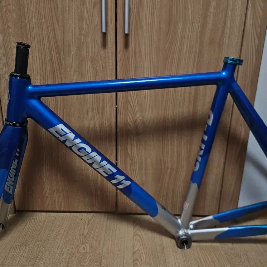 [BUNJANG] Engine11 Candy Blue M Size Bicycle / 엔진11 캔디블루