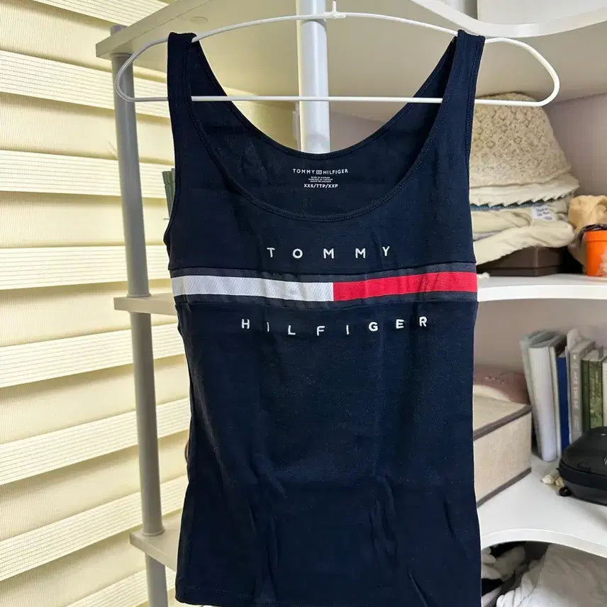 [BUNJANG] Authentic Tommy Hilfiger Navy Logo Tank Top / 정품 타미힐피거 네이비 로고 탱크탑