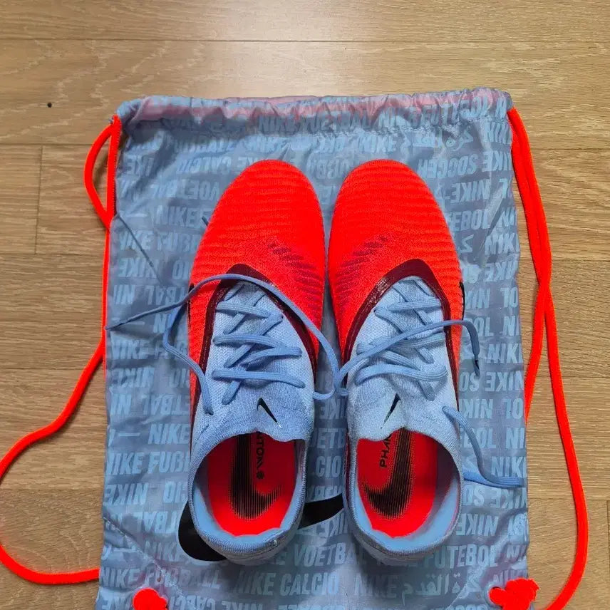 [BUNJANG] Nike Phantom 6 Low Elite AG-PRO Football Boots (HQ2335-400) Size 275 / 나이키 팬텀 6 로우 엘리트 AG-PRO 275 (상태최고)