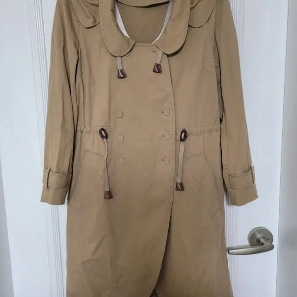 [BUNJANG] Ozcecon Women's Beige Trench Coat with Hood / (55)  오즈세컨 여성 트렌치코트 베이지색