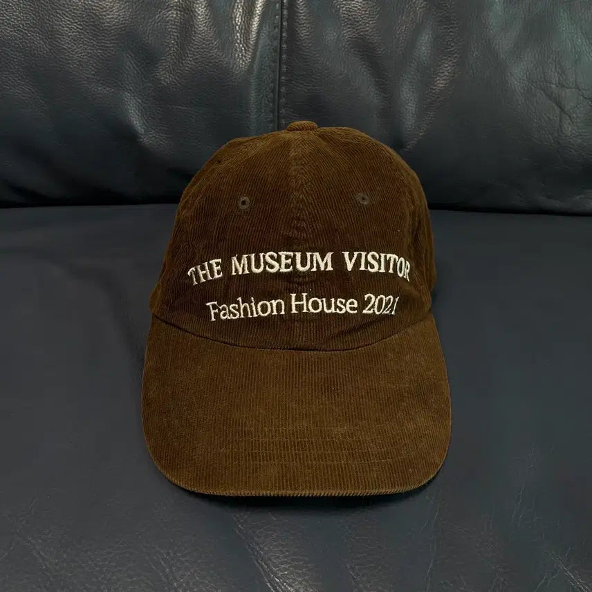 [BUNJANG] The Museum Visitor Corduroy Cap Brown / 더뮤지엄비지터 코듀로이 캡 브라운