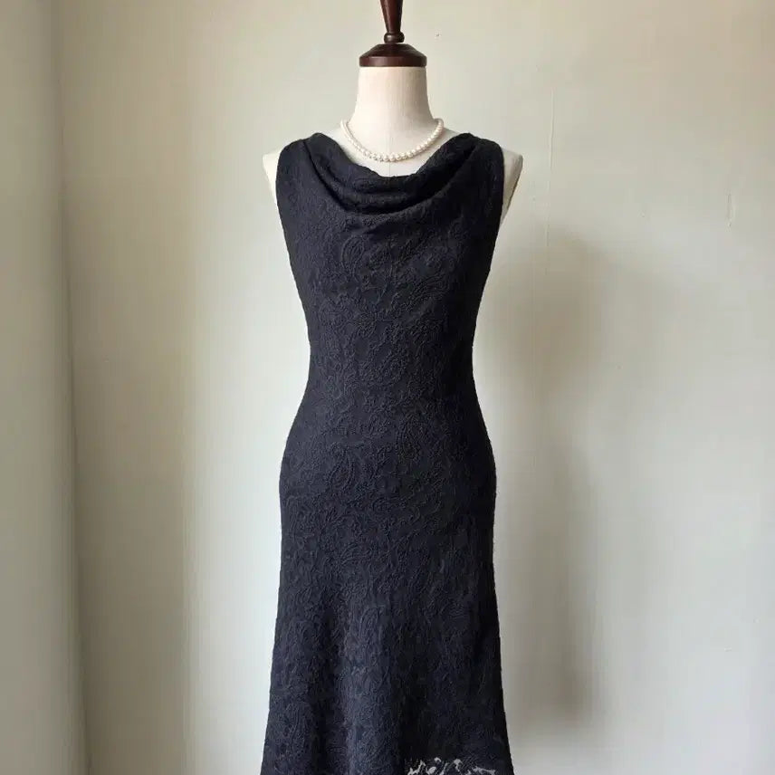 [BUNJANG] Black Shirring Paisley Jacquard Asymmetrical Dress / 블랙 셔링 페이즐리 자가드 언발 원피스