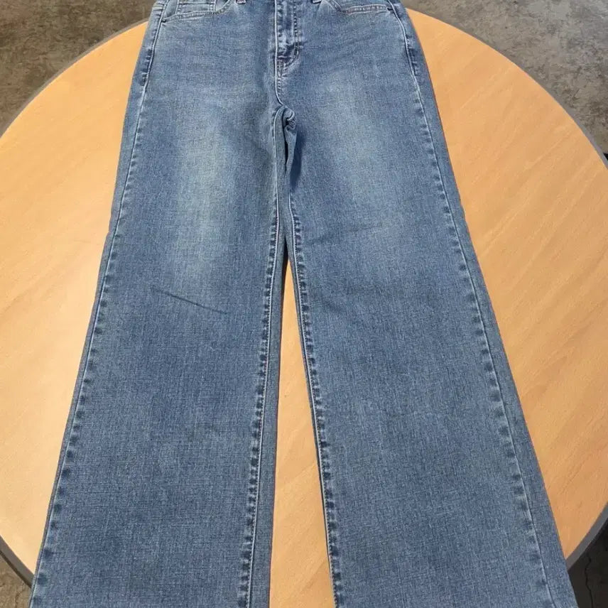[BUNJANG] Guess Span Wide Jeans 27 / 게스 스판 와이드 청바지 27