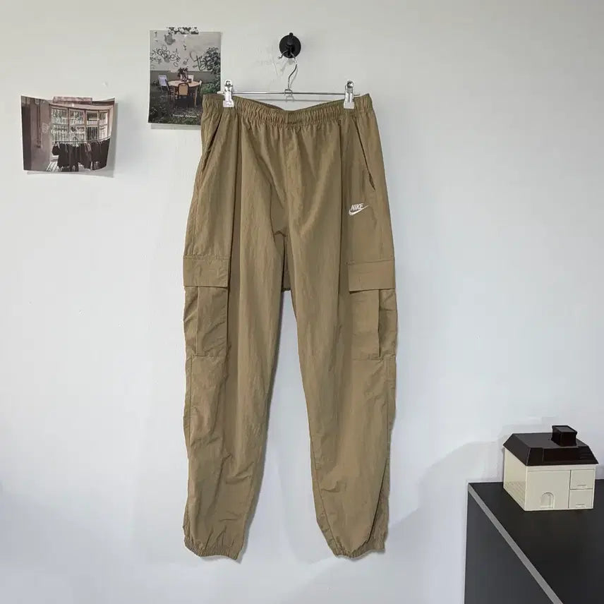 [BUNJANG] Nike Club Woven Cargo Jogger Pants M / [택포] [M] 나이키 클럽 우븐 카고 조거팬츠